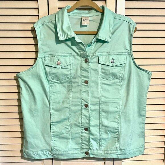 Blair Jackets & Blazers - Womens Denim Vest * Blair * Size XL * Seafoam Green * New
Stretchy, runs big